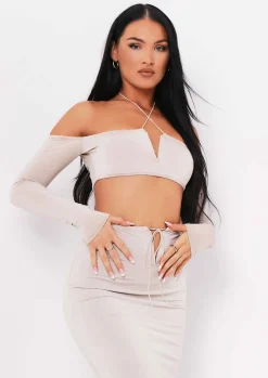 Aziza Sand Halterneck V Bar Cold Shoulder Crop Top^Missy Empire New