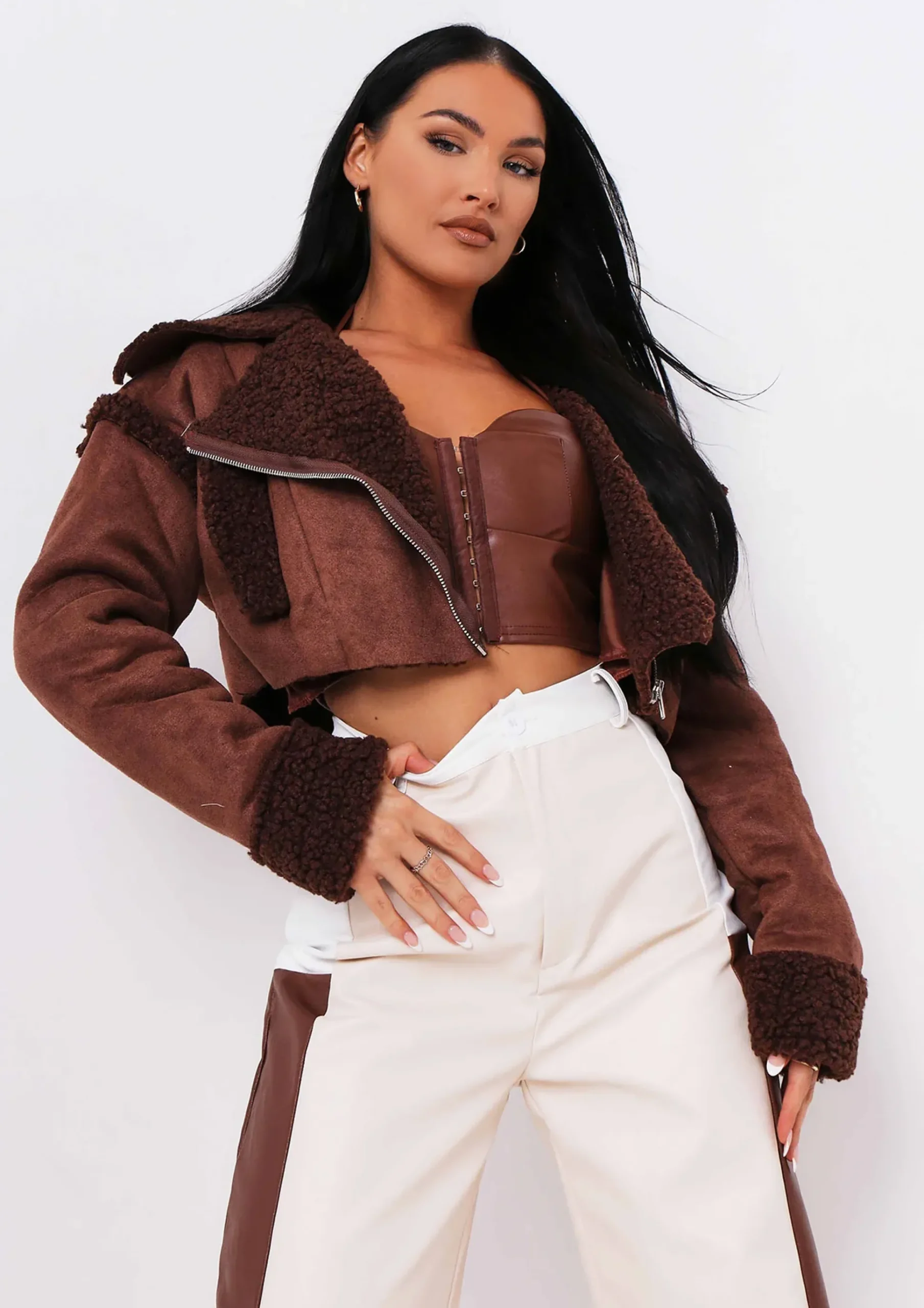 Cindy Chocolate Cropped Zipped Borg Coat^Missy Empire Fashion