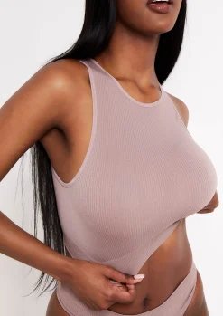 Online Jacqueline Mocha Seamless Ribbed Racer Crop Top Women Seamless & Shapewear