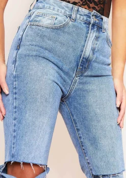 Kady Dark Blue Mid Wash Slashed Knee Straight Leg Jeans^Missy Empire Fashion