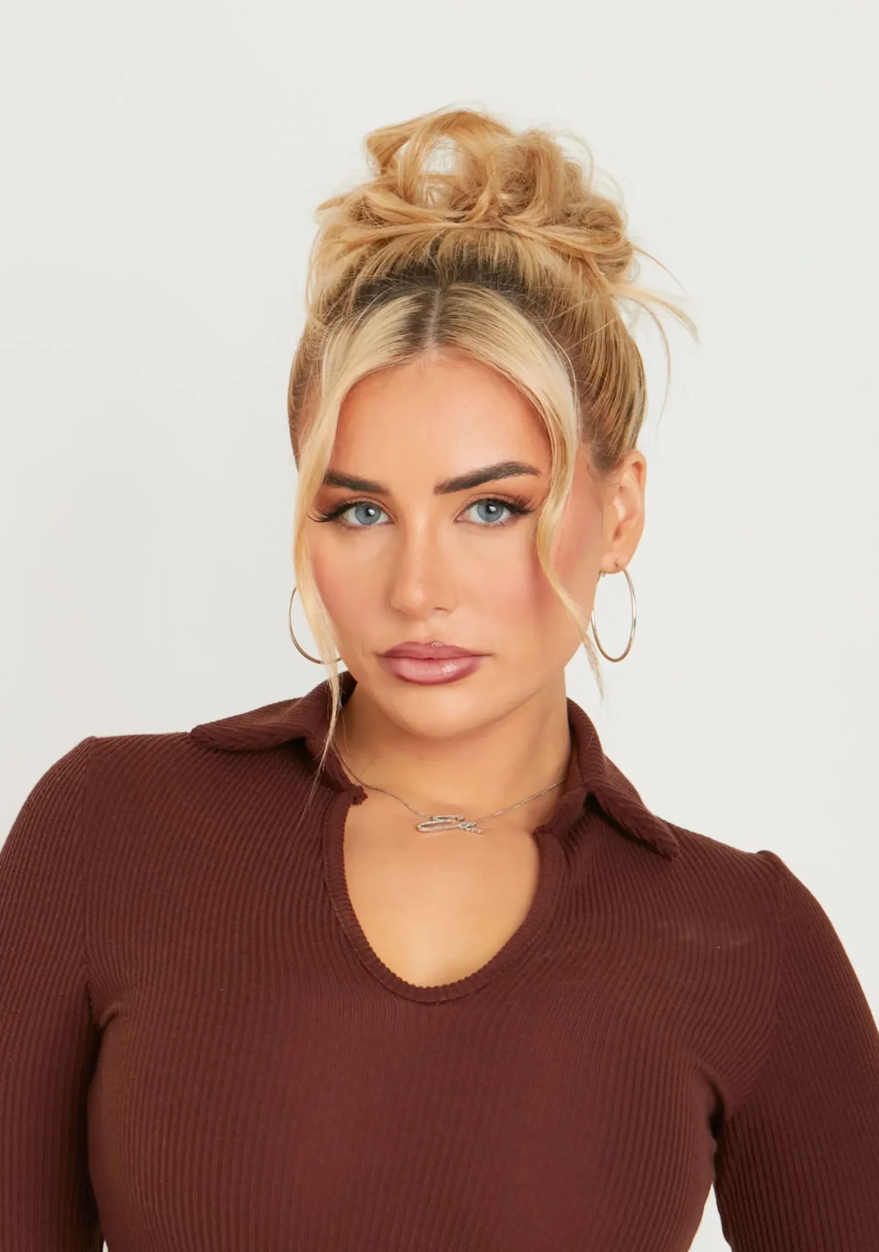 Karla Chocolate Long Sleeve Collared High Leg Bodysuit^Missy Empire Outlet