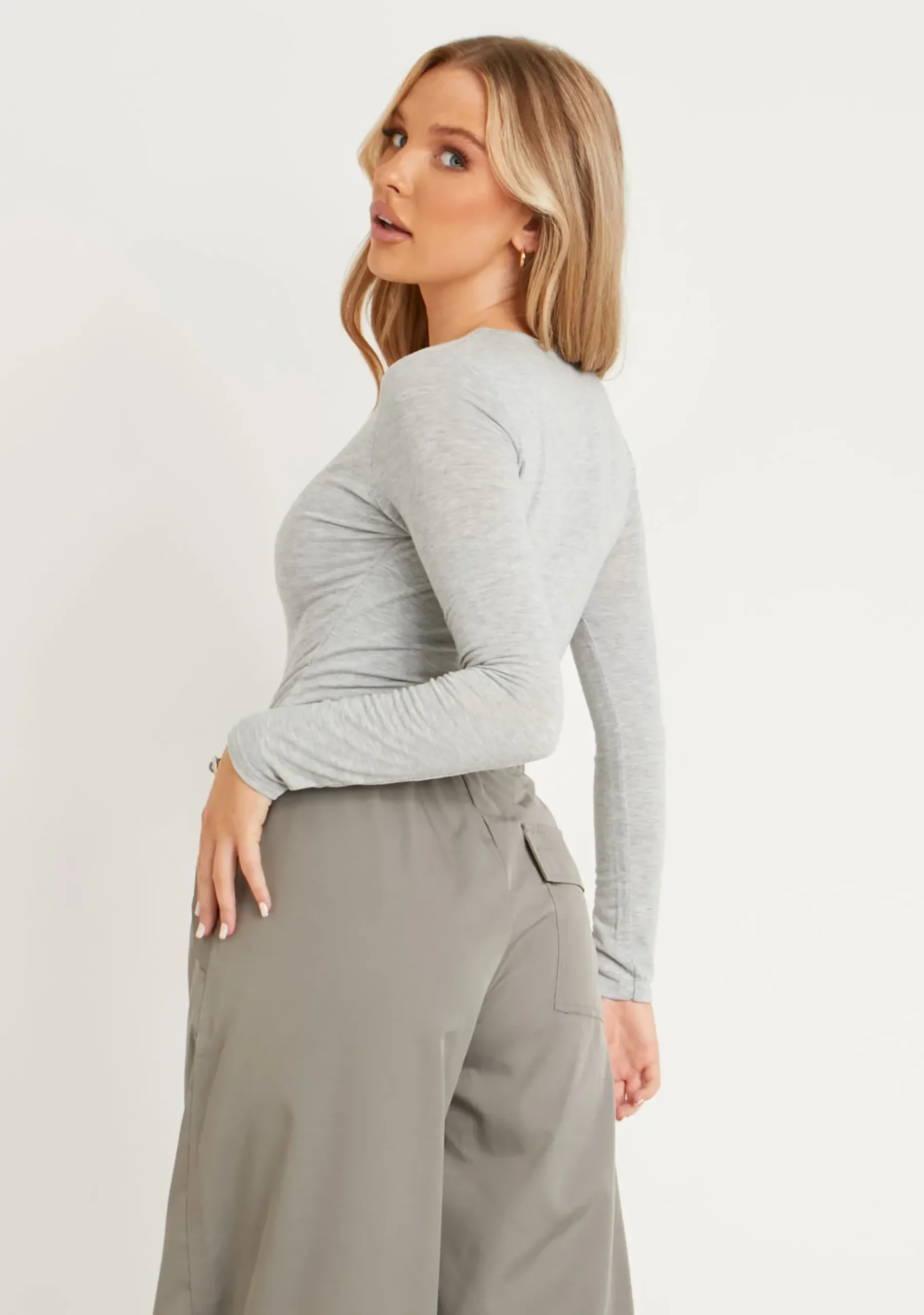 Lisa Grey Marl Long Sleeve Plunge Bodysuit^Missy Empire Shop