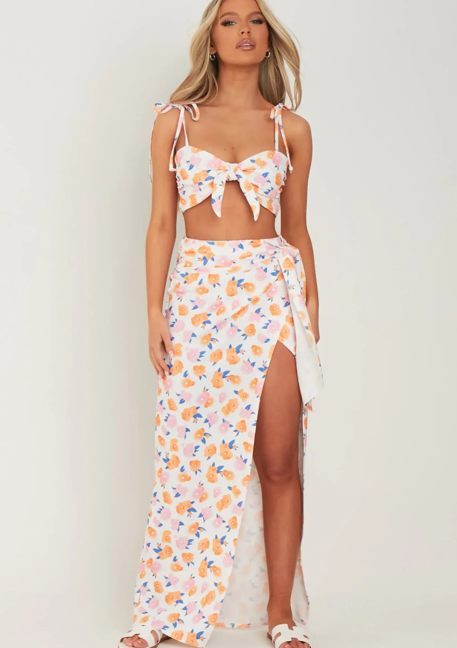 Lola Floral Printed Tie Front Strappy Crop Top Bralet^Missy Empire Discount