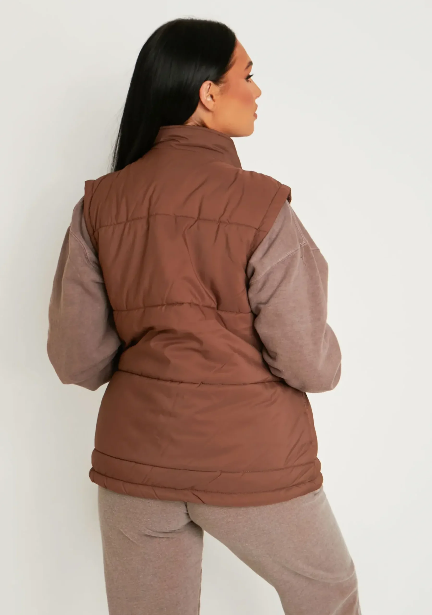 Mary Chocolate Pocket Detail Sleeveless Padded Gilet^Missy Empire Flash Sale