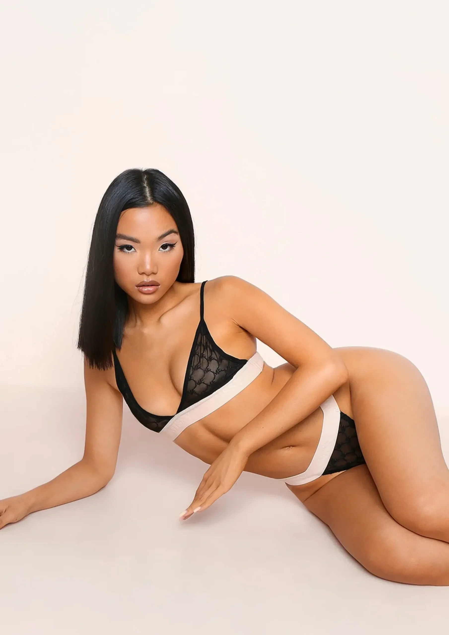 Outlet Nadia Black Mesh Embroidered Tape Thong Knicker Women Lingerie
