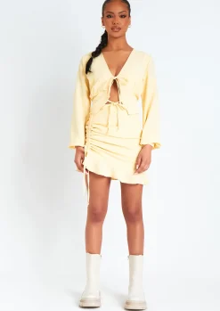 Nara Buttermilk Frill Woven Skirt With Side Ruching^Missy Empire Outlet