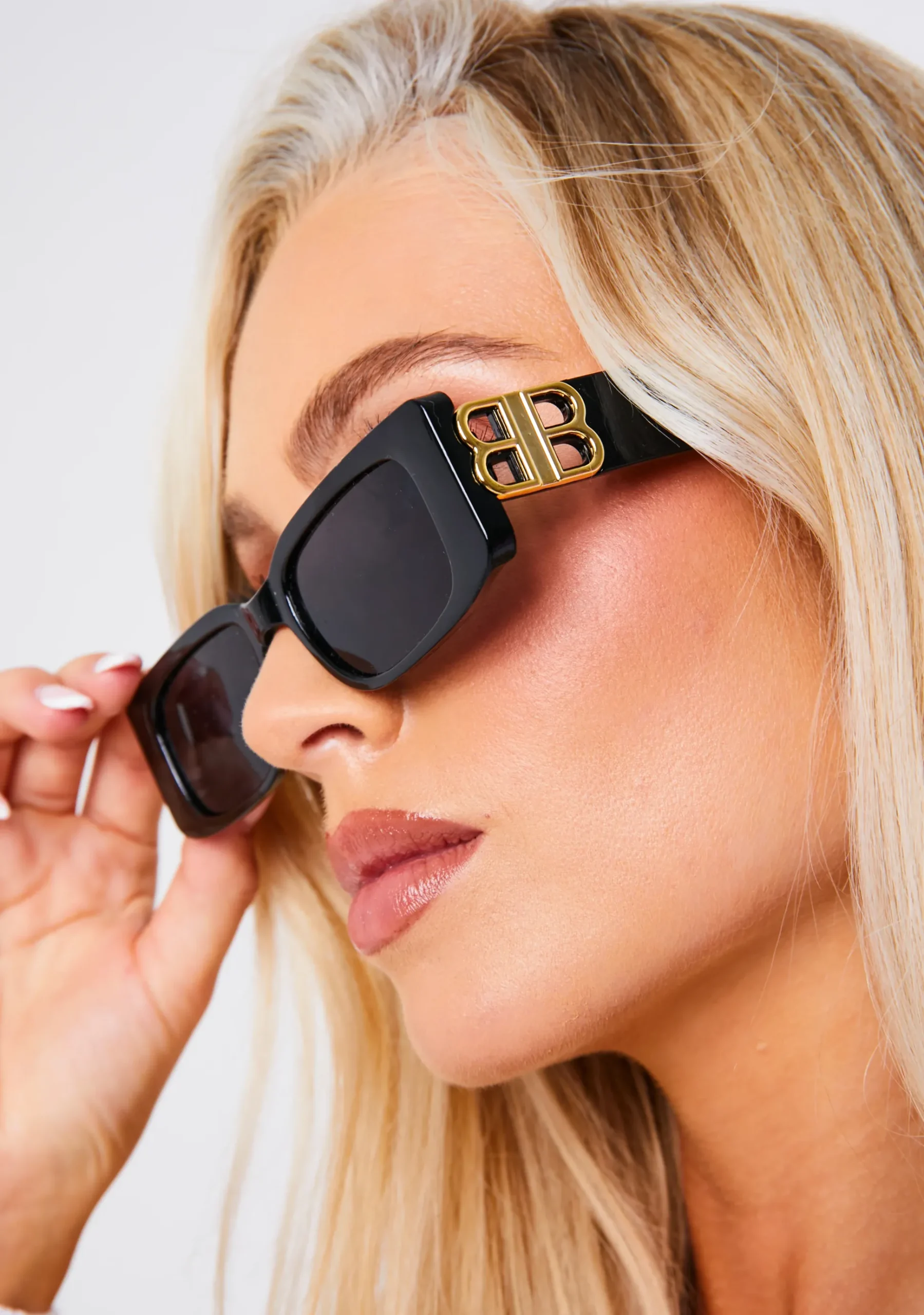 Clearance Niamh Black B Detail Sunglasses Women Sunglasses
