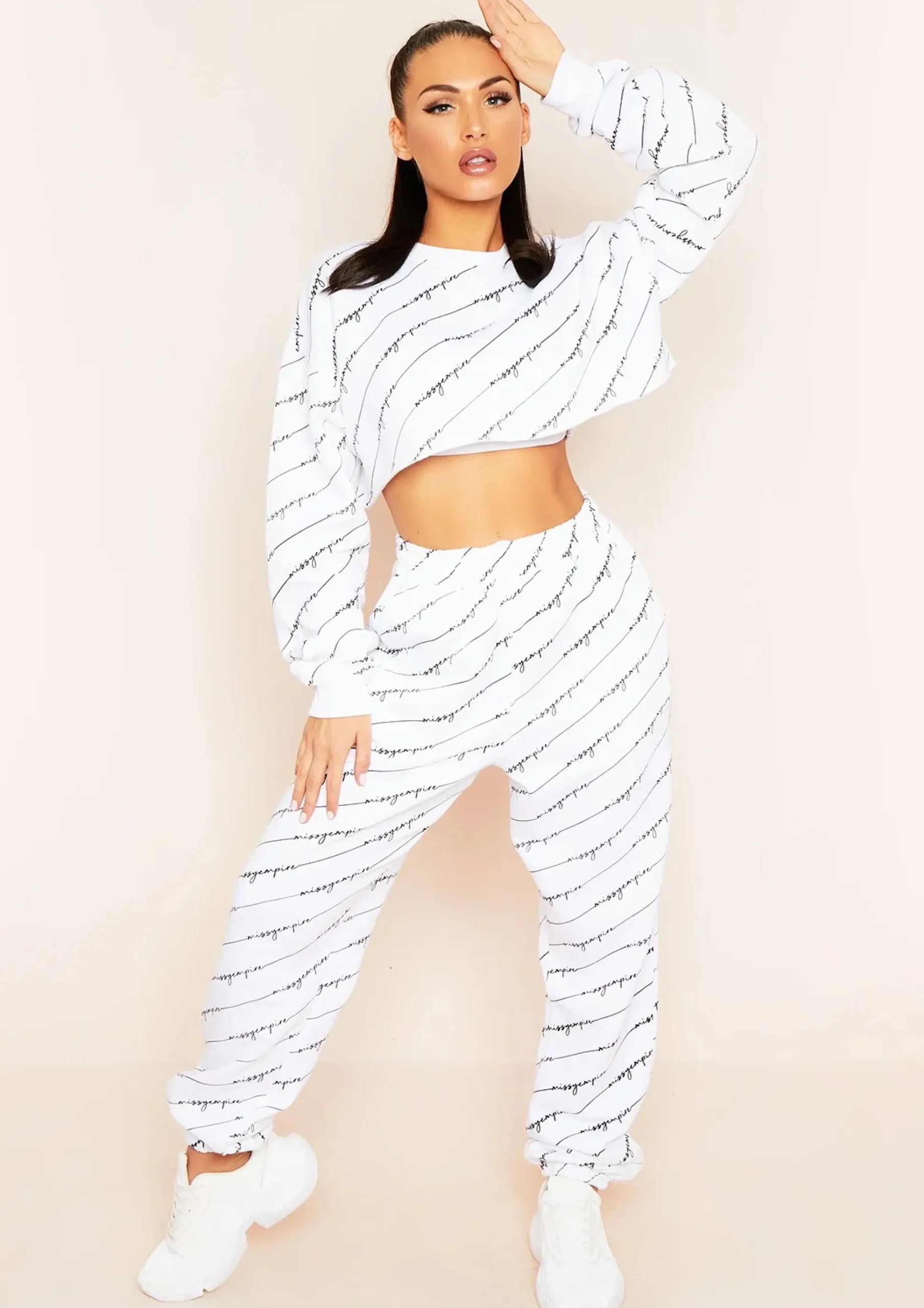 Flash Sale Sienna White Handwriting Branded Cropped Sweater Women Loungewear